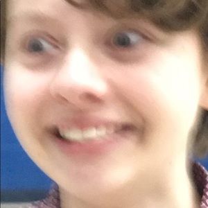 Meet your Posher, Bee